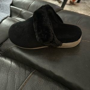 Vionic Indulge Marielle Mule Slipper. New in box